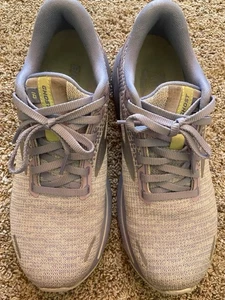 Brooks Ghost 14 helllila Damengröße 8,5 gebraucht, in einwandfreiem Zustand - Bild 1 von 10