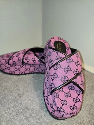 Gucci Pink Criss Cross Platform Size 39 /8   Made in Italy Pink/Black Canvas - Image 1 of 4