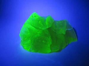 Vintage Large Uranium Vaseline Glass Slag Chunk Piece 7" 2 lb 14 oz - Picture 1 of 7