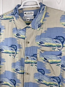 Columbia Shirt Men's M 100% Silk Short Sleeve Button Up Fish Beach Lightweight - Picture 1 of 7