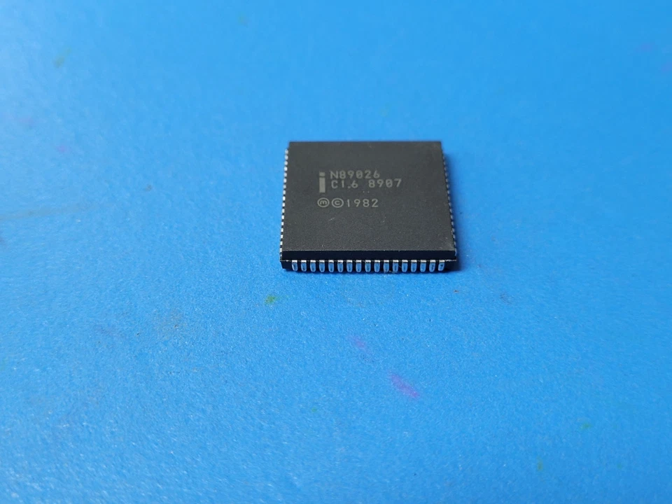 (1 PC) CHIP MÓDEM INTEL IC N89026 PLCC-68 Foto 1 de 1