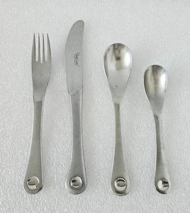 Robert Welch Pendulum Soup Spoon Teaspoon Dinner & Salad Knives Set of Four (4) - Picture 1 of 8
