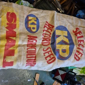 KP NUTS RECORD AGRICULTURE HESSIAN SACK NUTS Barbers shop man cave display - Foto 1 di 5