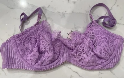 Sujetador con aros Victoria’s Secret púrpura lila parcialmente forrado encaje 34C Foto 1 de 4