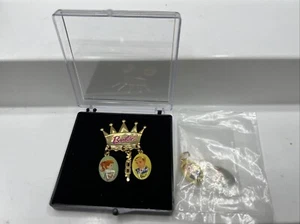Barbie & Ken 2001 Crown Collectible Pin And 2 Charms - Picture 1 of 3