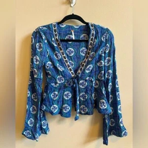 Free People Bell Sleeve Faux Wrap Long Sleeve sz S - Picture 1 of 8