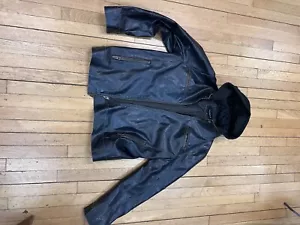 Guess Lederjacke mit abnehmbarem Hoodie Large - Bild 1 von 4