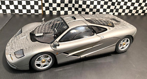 Paul's Model Art McLaren F1 Coupe Road Car - Grey -  1:12 Diecast Boxed