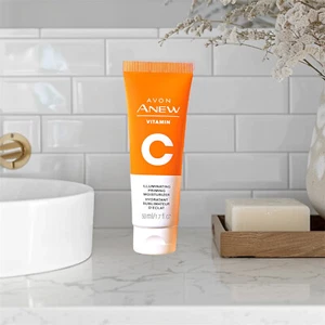 Crema hidratante iluminadora cebadora Avon Anew vitamina C 1,7 onzas líquidas - Imagen 1 de 6