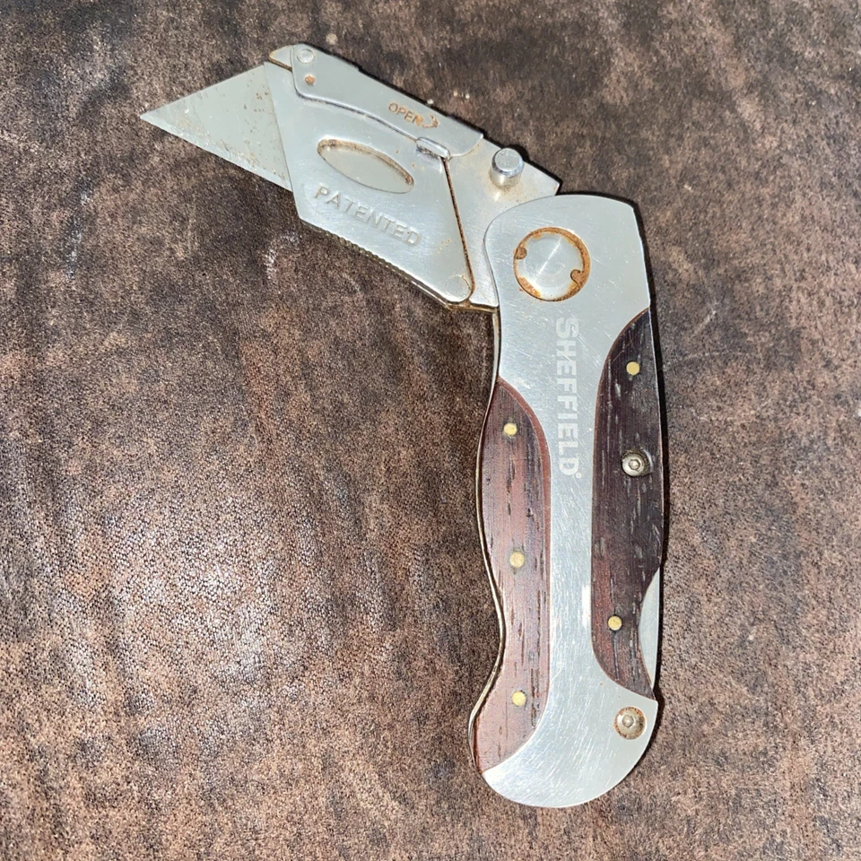 NAVAJA DE AFEITAR PLEGABLE DE BOLSILLO con mango de borde de madera Sheffield de colección hoja reemplazable Foto 1 de 4