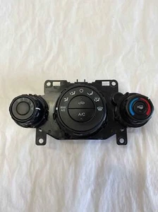 2015 FORD FIESTA HVAC AC Heater Temperature Control Panel D2BT 19980 AE G - Bild 1 von 12