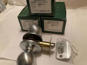 NEW-BUILDERS /HOMEOWNERS /LANDLORDS SPECIAL- LOT OF 3 SATIN CHROME PASSAGE LOCKS - Picture 1 of 10