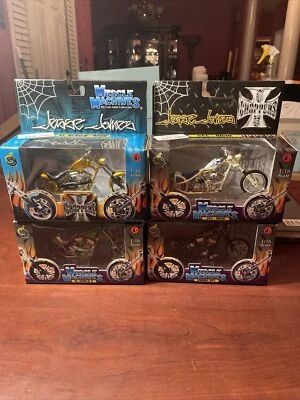 Muscle Machines Jesse James West Coast Choppers LOT 4 New 1:18 Die Cast Choppers - Image 1 of 4