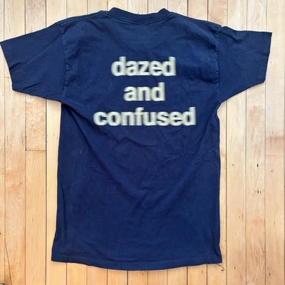 Camiseta Promocional Película Vintage Años 90 Aturdida Y Confusa Sobre el Borde Talla Mediana Foto 1 de 4