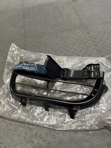 Porsche 987 Front Bumper Grill Left - Picture 1 of 3