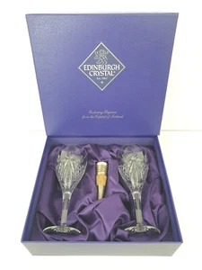 2 x Edinburgh Crystal Beauly Cut Pattern Wine Glasses Signed and Boxed - Picture 1 of 9