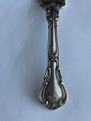 Tenedor de bebé Chantilly by Gorham 23,76 g plata de ley 4,5" Foto 1 de 4