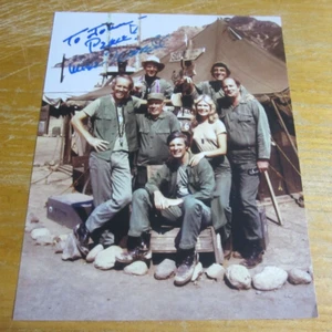 Mike Farrell Actor Autographed Signed 8X10 Photo "M*A*S*H" B.J. Hunnicutt - Picture 1 of 3