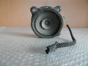 Altoparlante posteriore sinistro originale Mercedes Classe A A1688200502 (MU040) - Foto 1 di 5