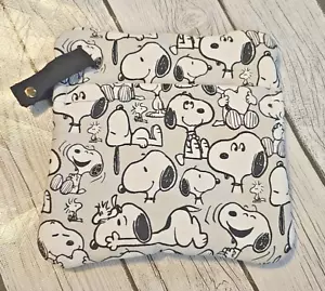 PEANUTS Snoopy Woodstock Gray Black White Cotton Pot Holder Oven Mit Hot Pad NEW - Picture 1 of 5