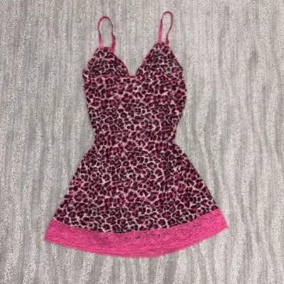 Mini Vestido Victoria’s Secret Rosa Encaje Estampado Guepardo Y2K Sexy Para Mujer Talla S de Colección Foto 1 de 4