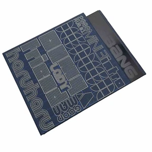 Álbum de CD Bigbang Vol.3 Mini álbum de pie con insertos excelente estado - Imagen 1 de 7