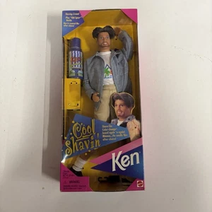 Coole Shavin’ Ken Puppe 1996 Mattel Barbie Serie Neu in OVP Aftershave & Rasiercreme - Bild 1 von 2