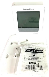 Termostato programable Honeywell Home T6 Pro TH6210U2001 con placa y UWP16 - Imagen 1 de 4