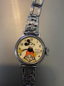 VINTAGE Mickey Mouse Ingersoll Watch 1930s w/metal band Disney