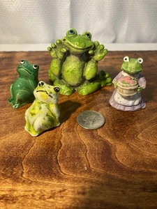 Vintage Lot of 4 Small Frog Toad Figurines  Ceramic and Resin - Picture 1 of 7