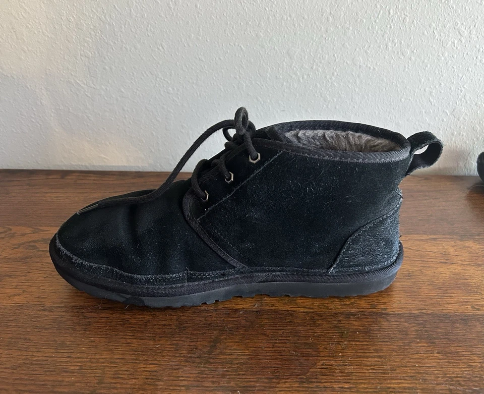 UGG 黑色皮革剪羊毛系带短靴 11 码滑雪户外学院风 — 第 1/4 张图片