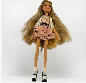 Netflix Project MC2 Adrienne's Volcano Experiment bambola giocattolo alla moda sciolta 12" - Foto 1 di 10