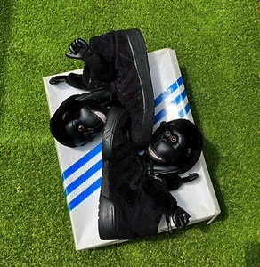 Jeremy Scott adidas size 10.5 - Picture 1 of 3