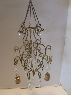 Campanas de metal colgantes vintage cuentas PRISMA CAPTADOR DE SOL CARILLÓN DE VIENTO móvil 22" t años 80 Foto 1 de 4