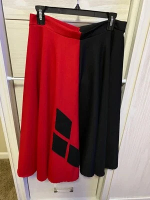 Falda de caniche Harley Quinn Rockabilly hecha a mano con disfraces roja/negra para mujer talla L Foto 1 de 4