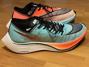 Nike ZoomX VaporFly Next% - Ekiden Aurora/ Crimson 2020 (CD4553-300) - 12.0 Men - Picture 1 of 22