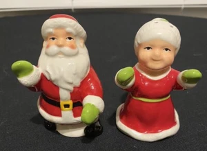 HMK. LIC Santa & Mrs. Claus Salt & Pepper Shakers 3.5" - Picture 1 of 11