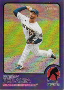 Topps Heritage Freddy Peralta 2022 refractor de caja caliente púrpura - Cerveceros - #3 - Imagen 1 de 1