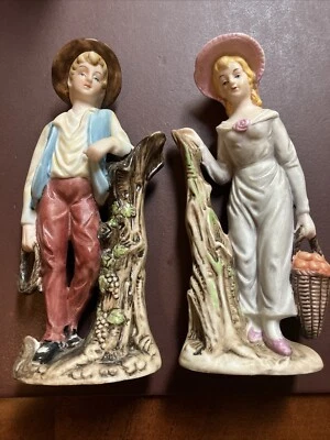 Par de estatuillas vintage Capodimonte Cartolibreria niño niña Foto 1 de 4