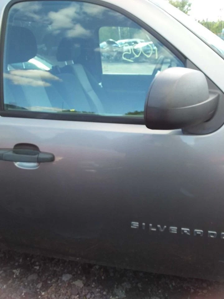 (LOCAL PICKUP ONLY) Passenger Front Door Thru 11/14/10 Fits 07-11 SIERRA 1500 PI Foto 1 de 4