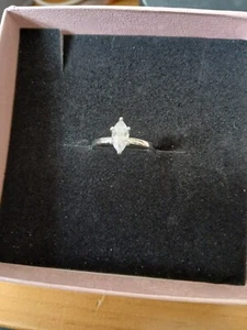 Sparkling silver coloured ring. Size 10. BNIB - Picture 1 of 1