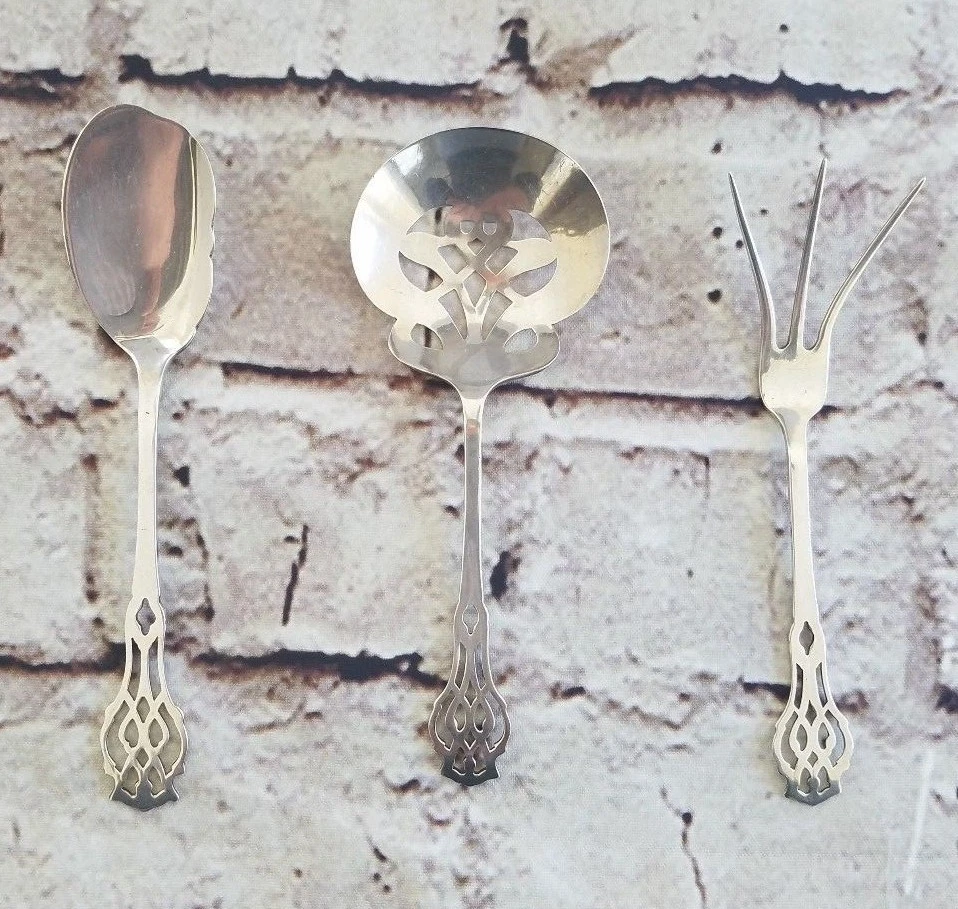 Lunt Plata Esterlina Chippendale 1910 Tenedor Limón Bon Cuchara Jalea Servidor De Colección Foto 1 de 4