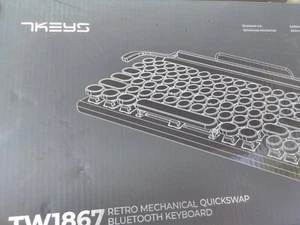 7keys TW1867 Retro Mechanical Bluetooth Keyboard Black New Open Box - Picture 1 of 3
