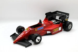 Bburago Ferrari F1 126 C4 1984 Michele Alboreto Maßstab 1:24 Diecast Modell - Bild 1 von 6