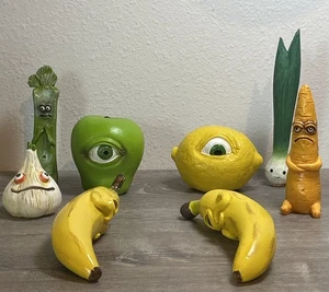 Lote de 8 frutas y verduras de silicona y resina - 2 plátanos/limón/manzana y verduras asst - Imagen 1 de 21