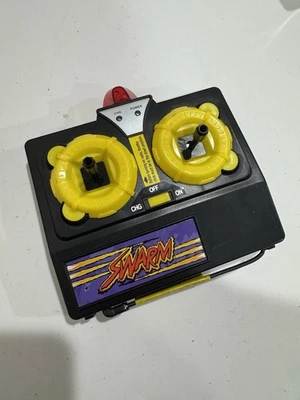 Control remoto Revell - Swarm Insect Flyer Controlador direccional de 4 vías RC RARO Foto 1 de 3