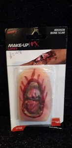 Snapped BoneHalloween Horror 3D Make Up FX Latex Fancy Dress Wounds - Picture 1 of 1