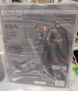 Perfect Mezco Toyz 1/12 Sovereign Knight Batman Action Figure Stock Model - Picture 1 of 2