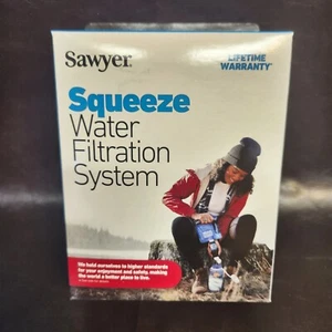 Sawyer Squeeze Water Filtration System Filter Kit with Two 32-Oz Pouches SP129A - Picture 1 of 4