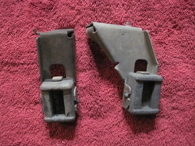 99-03 Ford F250 350 Truck A/C Condenser Lower Brackets OEM Super Duty - Image 1 of 2